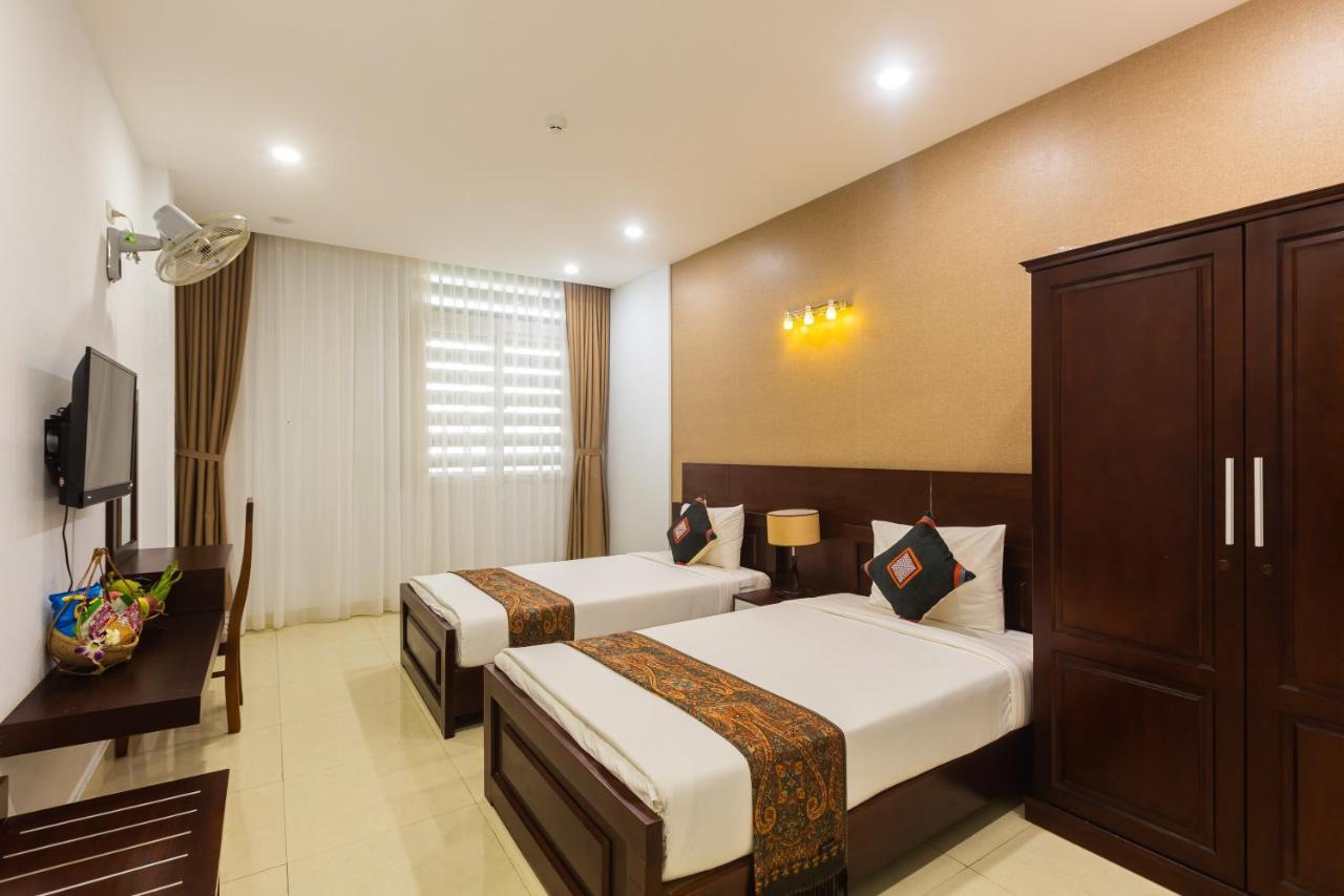 Navy Hotel Danang Bagian luar foto