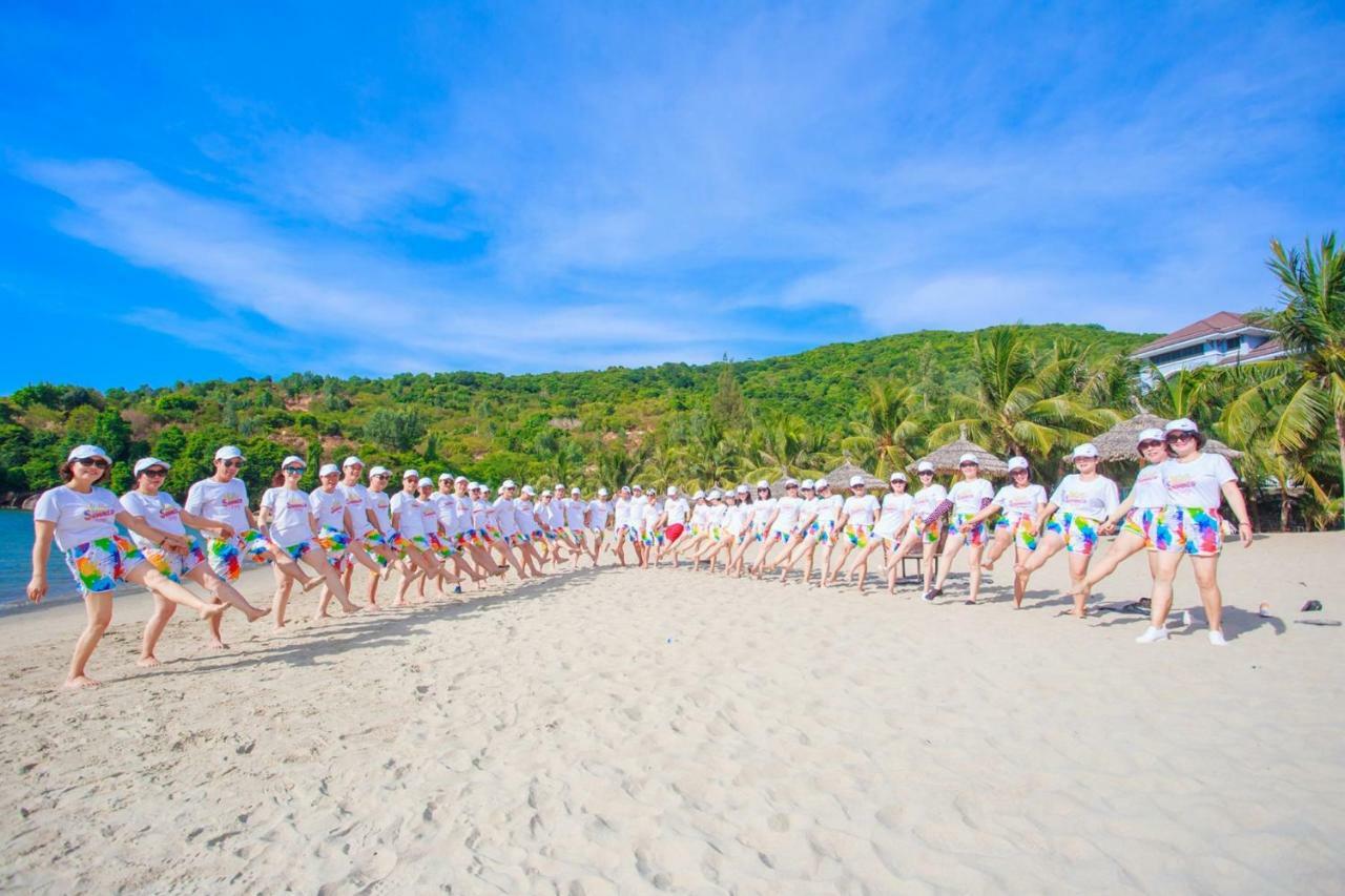 Navy Hotel Danang Bagian luar foto